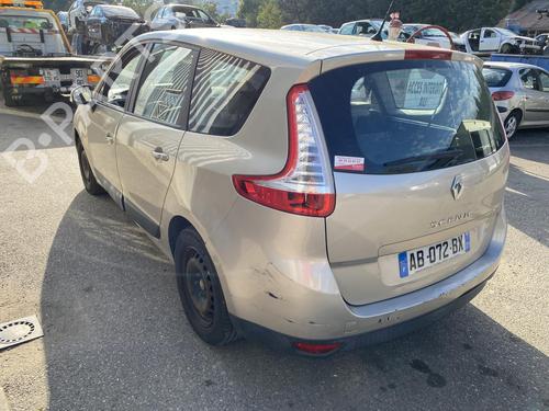 Fuse box RENAULT GRAND SCÉNIC III (JZ0/1_) 1.9 dCi (JZ0J, JZ0N, JZ1K, JZ1S) | BP25657325E1 