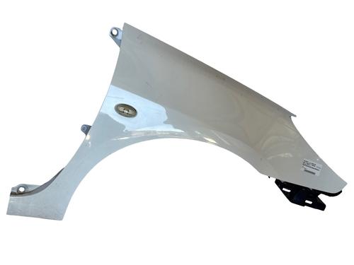Used Right front fenders Right front fenders 38763221 38763221