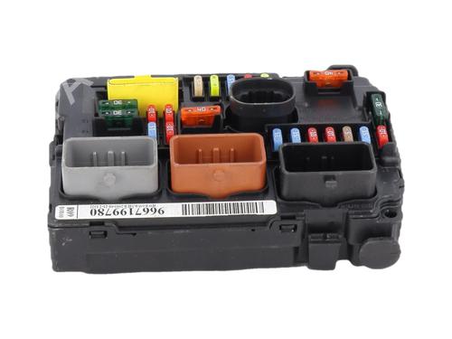 Fuse box CITROËN C3 II (SC_) 1.4 HDi 70 (SC8HZC, SC8HR0, SC8HP4) | BP34281037E1 - Image 5
