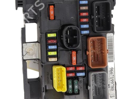 Fuse box CITROËN C3 II (SC_) 1.4 HDi 70 (SC8HZC, SC8HR0, SC8HP4) | BP25657284E1 - Image 3