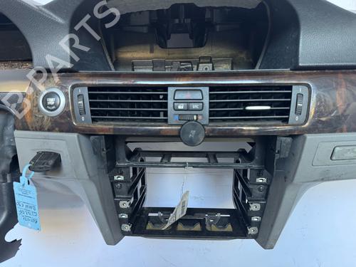 Dashboard BMW 3 (E90) 318 d | BP36590064C46 - Image 2