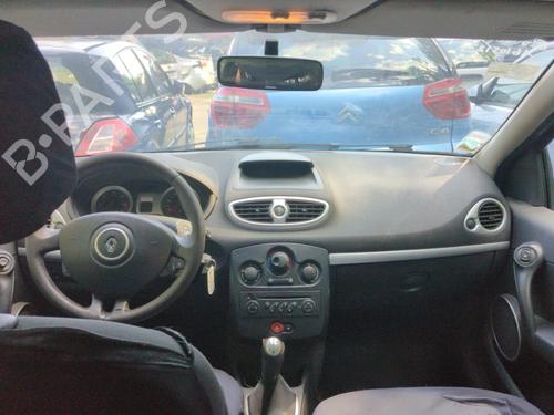 Used Engine control unit (ECU) RENAULT CLIO III (BR0/1, CR0/1) 1.5 dCi (BR17, CR17) (86 hp) 25661187