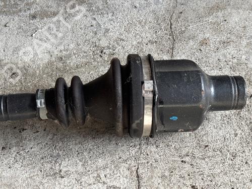 Used Right front driveshaft Right front driveshaft RENAULT MEGANE I (BA0/1_) 1.4 16V (BA0D, BA1H, BA0W, BA10) (95 hp) 40529936 40529936