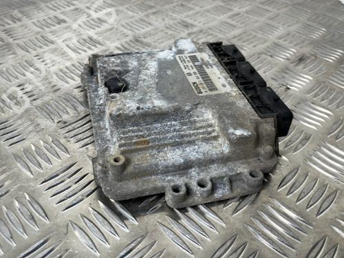 Engine control unit (ECU) RENAULT MASTER II Van (FD) 2.5 dCi | BP25658395M57 
