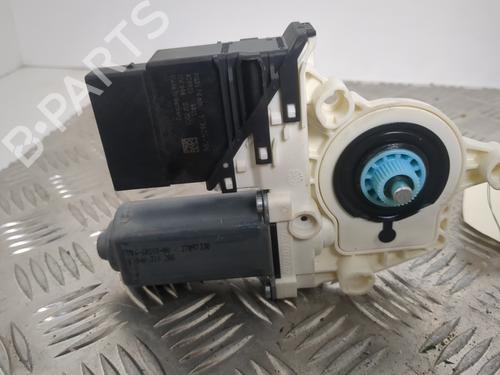 Right rear window motor SEAT LEON (1P1) 2.0 TDI | BP25659796E22 
