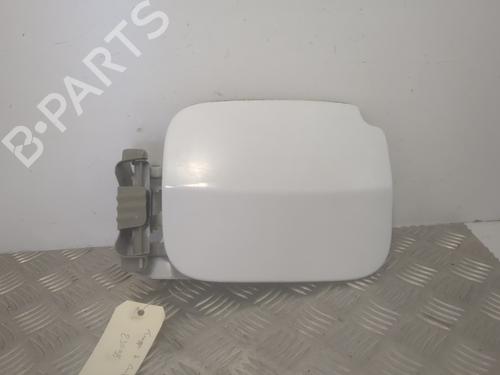 Używane Klapa wlewu paliwa DACIA DUSTER (HS_) 1.5 dCi 4x4 (HSMC, HSMD) (110 hp) 25655335