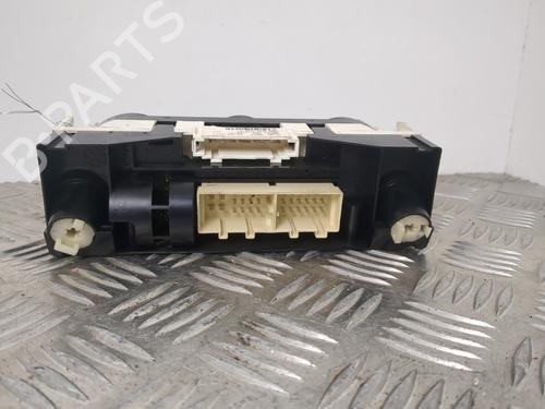 Used Climate control Climate control 25656463 25656463