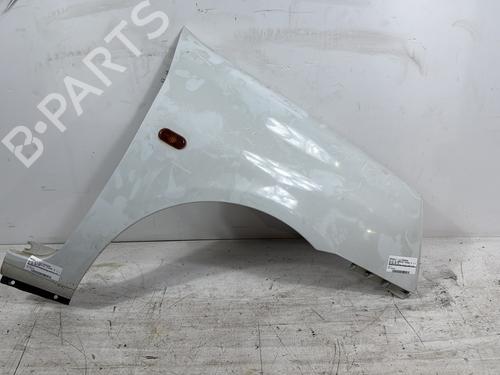 Used Right front fenders RENAULT CLIO II (BB_, CB_) 1.2 16V (BB05, BB0W, BB11, BB27, BB2T, BB2U, BB2V, CB05,... (75 hp) 31926273