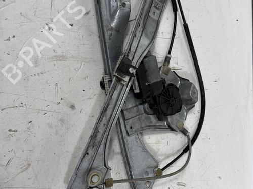 Alzavetro anteriore sinistro RENAULT CLIO III Grandtour (KR0/1_) 1.5 dCi (KR0G) (68 hp) 25659513
