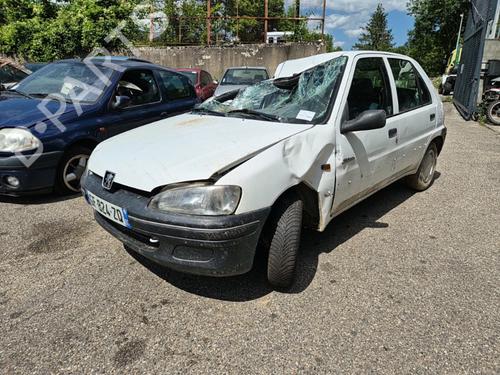 Left taillight PEUGEOT 106 II (1A_, 1C_) 1.1 i | BP25658415C34 
