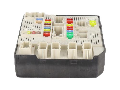 Fuse box RENAULT MEGANE III Hatchback (BZ0/1_, B3_) 1.5 dCi (BZ09, BZ0D, BZ1W, BZ29, BZ14) | BP25659164E1 - Image 3