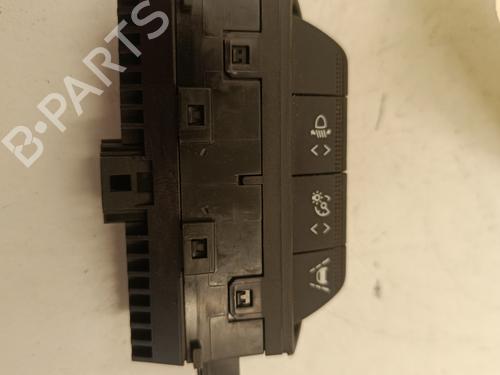 Used Headlight switch Headlight switch RENAULT CLIO V (B7_) 1.0 SCe 65 (B7MG) (67 hp) 25654702 25654702