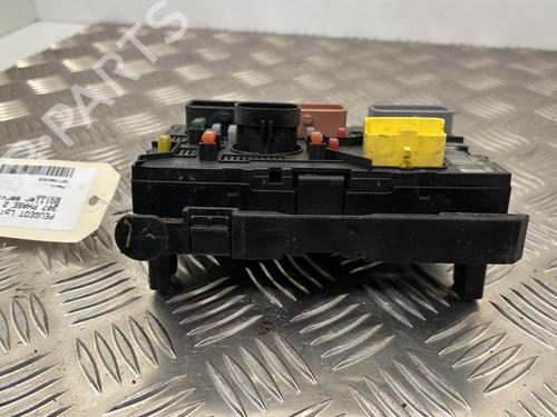 Used Fuse box PEUGEOT 307 Break (3E) 1.6 HDi (90 hp) 25659015