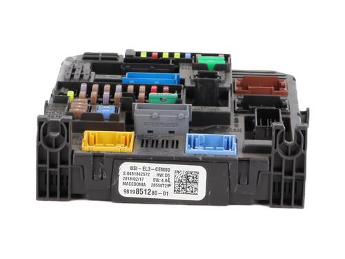 Used Fuse box PEUGEOT 3008 II SUV (MC_, MR_, MJ_, M4_) 1.2 THP/ PureTech 130 (MRHNSM, MRHNSU, MRHNSJ, MRHNYW,... (131 hp) 28193873