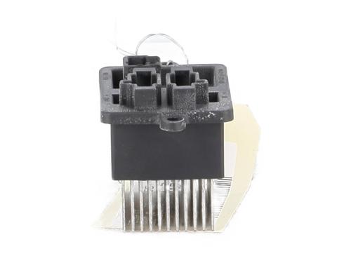 Used Heater resistor PEUGEOT 3008 II SUV (MC_, MR_, MJ_, M4_) 1.5 BlueHDi 130 (131 hp) 28218161