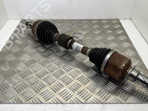Used Left front driveshaft RENAULT MEGANE IV Hatchback (B9A/M/N_) 1.5 Blue dCi 115 (B9A6) (116 hp) 25656821