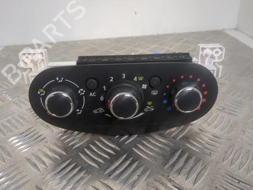 AC-Styringsenhed/Manøvreenhed DACIA SANDERO II 1.5 dCi (90 hp) 25656487