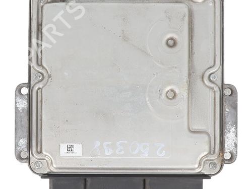 Used Engine control unit (ECU) Engine control unit (ECU) RENAULT MEGANE III Hatchback (BZ0/1_, B3_) 1.6 dCi (BZ00, BZ12, BZ13) (130 hp) 31887452 31887452