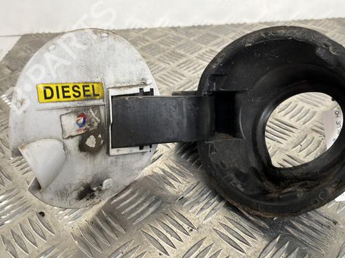 Used Fuel flap PEUGEOT 208 I (CA_, CC_) 1.6 HDi / BlueHDi 75 (75 hp) 25655095
