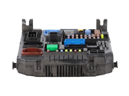 fuse-box-citroen-c4-iii-ba_-bb_-bc_-2020-30497097 main image