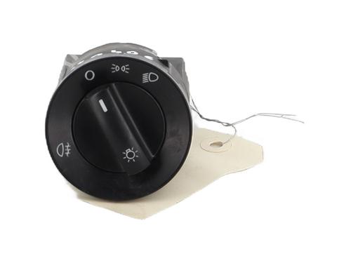 Used Headlight switch VW POLO (9N_, 9A_) 1.4 16V (75 hp) 26168218