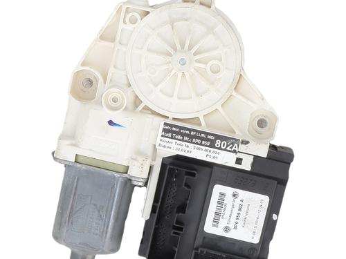 Right front window motor AUDI A3 (8P1) 2.0 TDI 16V | BP39527009E20 - Image 3