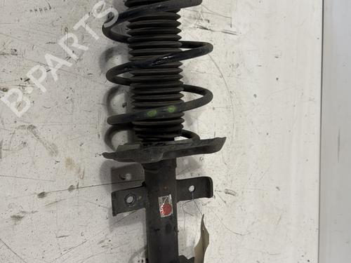 right-front-shock-absorber-renault-clio-v-b7_-2019-32861161 main image