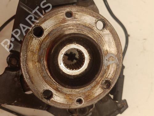 Used Right front steering knuckle Right front steering knuckle FIAT PANDA (169_) 1.1 (169.AXA1A) (54 hp) 25657935 25657935