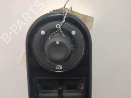Left front window switch RENAULT CLIO IV (BH_) 0.9 TCe 90 (BHNF, BHMA, BHMH, BHJK, BHJR) | BP25660798I27