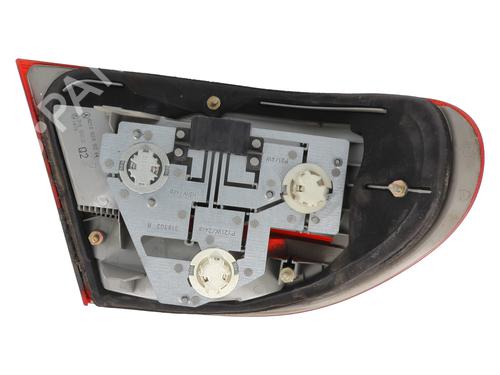 Right taillight MERCEDES-BENZ E-CLASS (W210) E 270 CDI (210.016) | BP28212609C35 