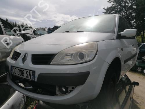 Fuse box RENAULT SCÉNIC II (JM0/1_) 1.5 dCi (JM1E, JM16) | BP25657642E1 