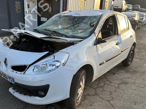 Brugte RENAULT CLIO III (BR0/1, CR0/1) 1.2 16V (BR02, BR0J, BR11, CR02, CR0J, CR11) (75 hp) 4410661