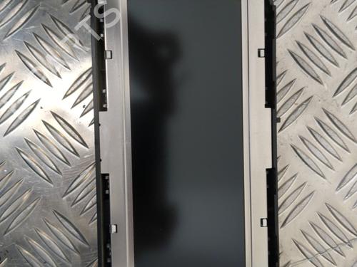 display-monitor-audi-a4-b8-avant-8k5-2007-2008-2009-2010-2011-2012-2013-2014-2015-2016-2017-25655817 main image