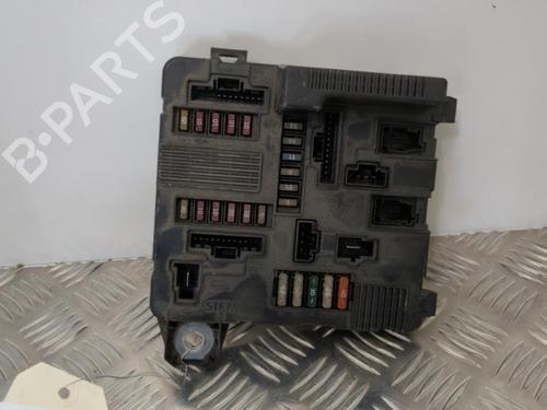 Fuse box RENAULT MEGANE II Estate (KM0/1_) 1.9 dCi (KMRG, KM1G, KM0G, KM2C) | BP25657620E1 