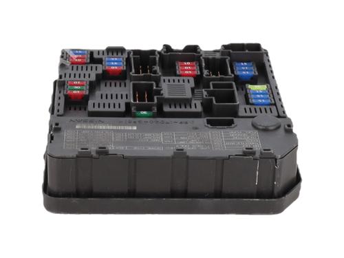 Used Fuse box Fuse box NISSAN X-TRAIL II (T31) 2.0 dCi 4x4 (150 hp) 25656939 25656939