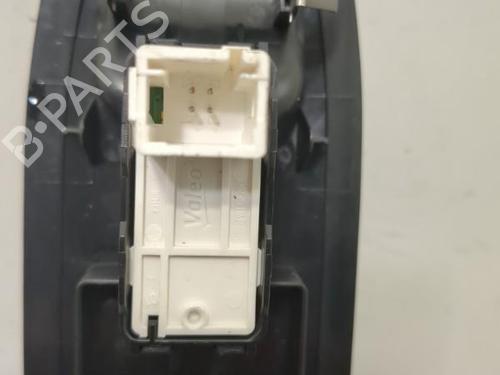 Used Right front window switch Right front window switch PEUGEOT 2008 I (CU_) 1.6 VTi (120 hp) 25660697 25660697