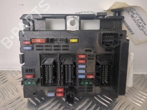 Used Fuse box PEUGEOT 307 (3A/C) 2.0 HDi 110 (107 hp) 25656764