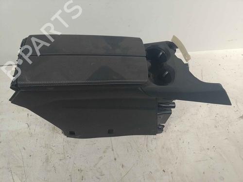 Armlehne für PEUGEOT 3008 II SUV (MC_, MR_, MJ_, M4_) 1.5 BlueHDi 130 (131 hp) 30597297