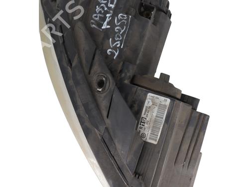 Lyskaster høyre VW PASSAT B7 Variant (365) 2.0 TDI | BP29958766C29