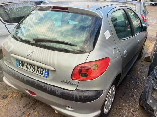 Hattehylde PEUGEOT 206 Hatchback (2A/C) 1.4 HDi eco 70 | BP25655814C85 