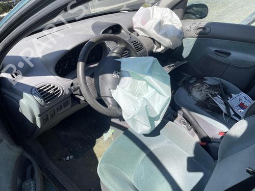 Right headlight PEUGEOT 206 Hatchback (2A/C) 1.6 16V | BP25658623C29 