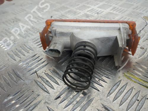 Left front indicator RENAULT RAPID Box Body/MPV (F40_, G40_) 1.9 D (F40R) | BP25659917C32 