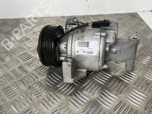 Used AC compressor AC compressor RENAULT TWINGO III (BCM_, BCA_) 0.9 TCe 90 (BCM9, BCM2) (90 hp) 25660234 25660234