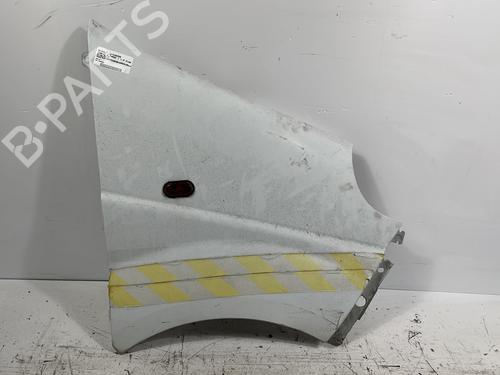 Used Right front fenders RENAULT TRAFIC II Van (FL) 1.9 dCi 80 (FL0B) (82 hp) 32088731
