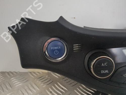 Climate control TOYOTA YARIS (_P13_) 1.5 Hybrid (NHP130_, NHP130) | BP25659930I5 
