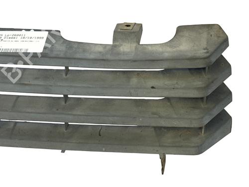 Used Grille Grille 39081556 39081556