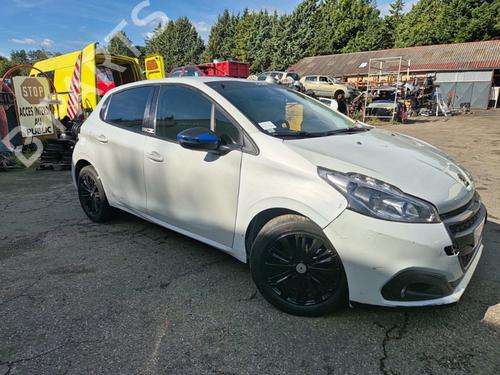 Radio PEUGEOT 208 I (CA_, CC_) 1.2 VTI 82 | BP28218167E6 