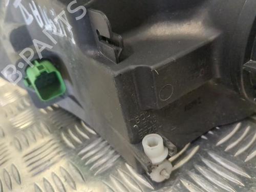 Right headlight FORD FIESTA V (JH_, JD_) 1.4 TDCi | BP25660616C29 