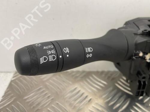 Steering column stalk RENAULT CLIO V (B7_) 1.0 TCe 90 (B7MT) | BP25660465I23 