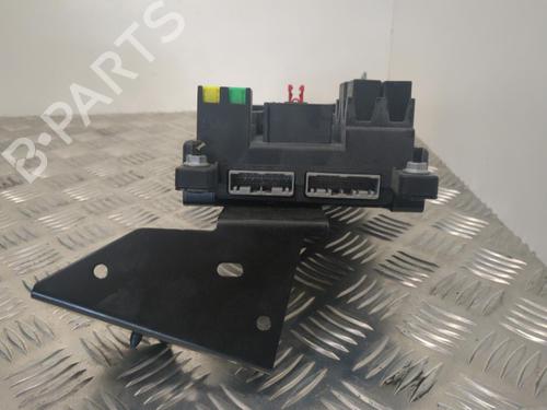 Used Fuse box Fuse box LAND ROVER RANGE ROVER SPORT I (L320) 3.0 D 4x4 (245 hp) 25657512 25657512